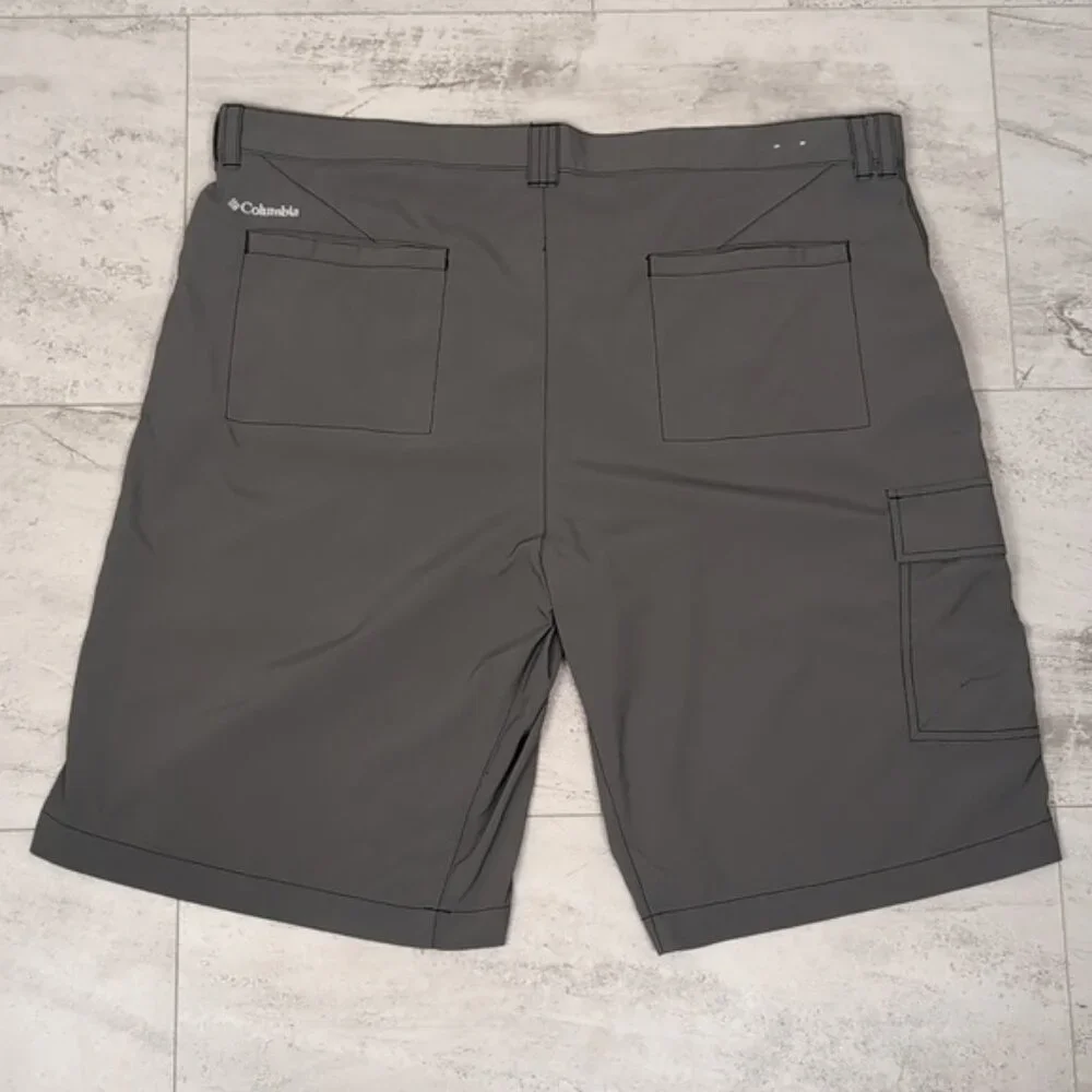 Columbia Mens Cargo Shorts Size 40 Grey Omni Shade UV Sun Protection Active